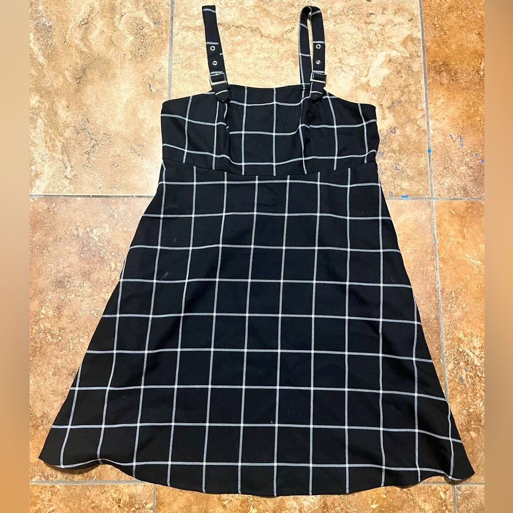 Hot Topic black and white plaid mini dress
